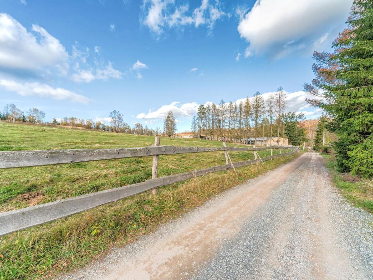Holiday Home With Terrace Next To The Forest Allrode Exteriör bild